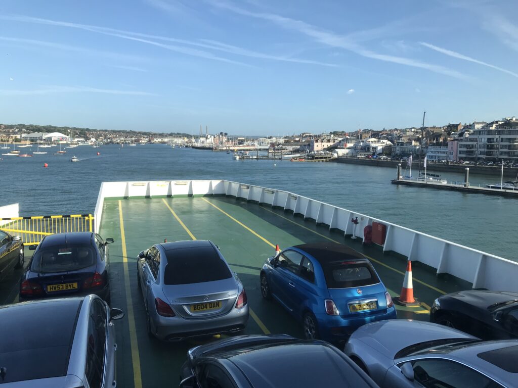 ワイト島へのフェリー